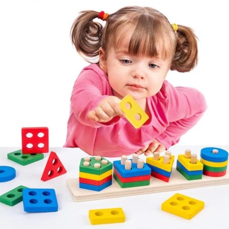 لعبة تركيب الأشكال هندسية
