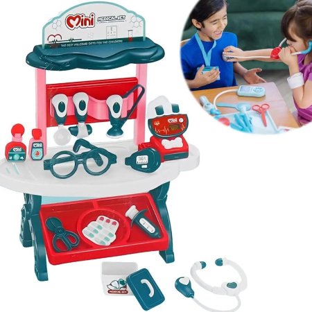 لعبة دكتورة صغير