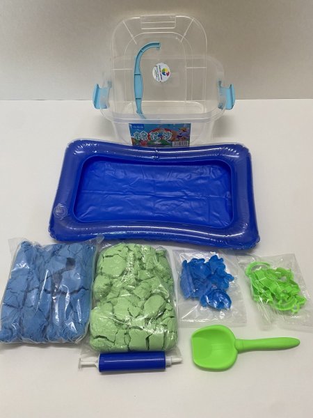 أزرق و أخضر